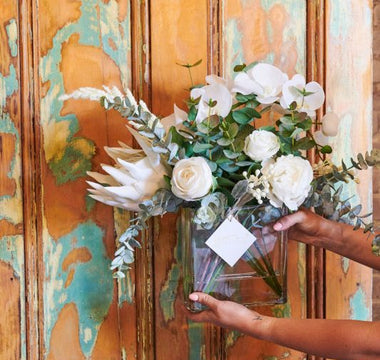 4 Trending Artificial Flower Arrangements in 2022